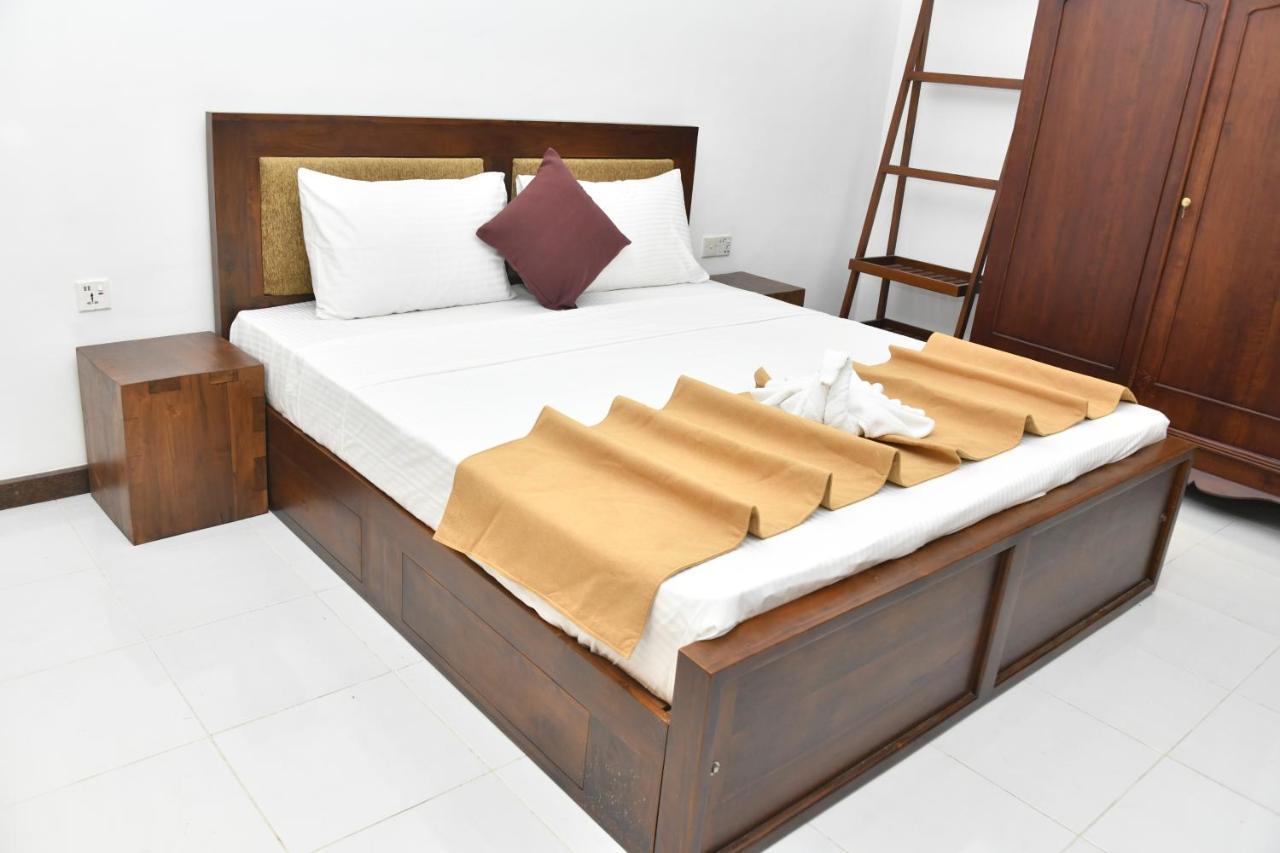 Urban Deck Bed & Breakfast Colombo Ngoại thất bức ảnh